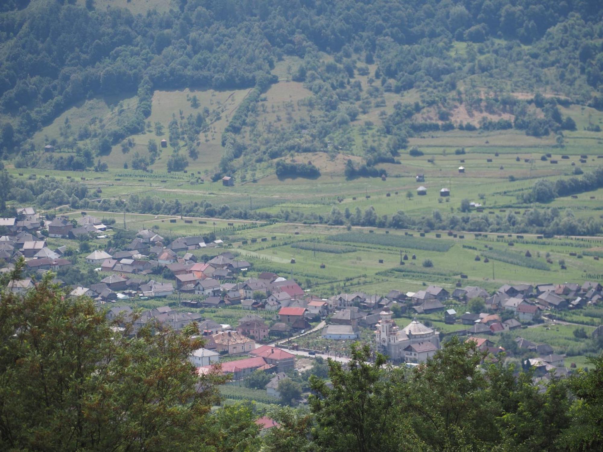 Pensiunea Sanziene Strîmtura エクステリア 写真